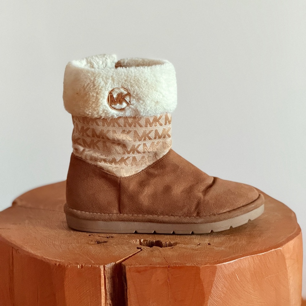 Michael Kors Girl’s Winter Boots